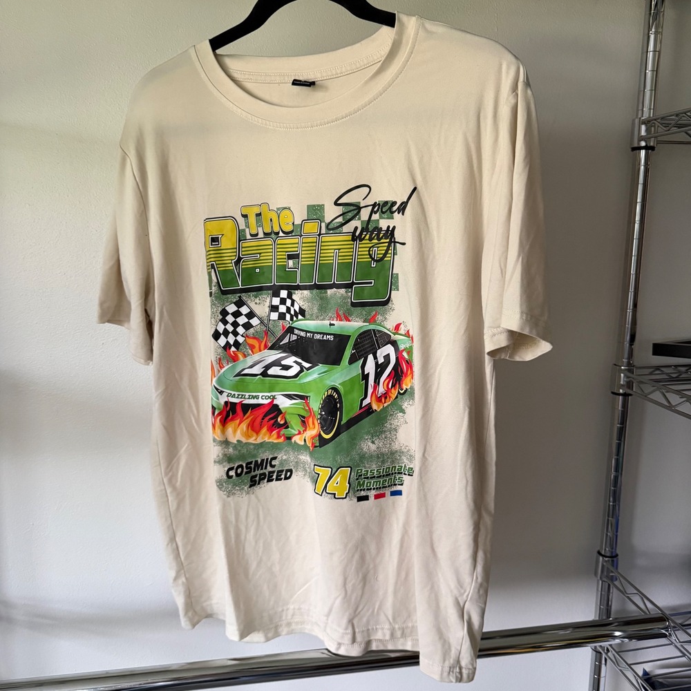 Manfinity Speed Way Racing Graphic Tee Cream Mens Medium Short Sleeve T-Shirt